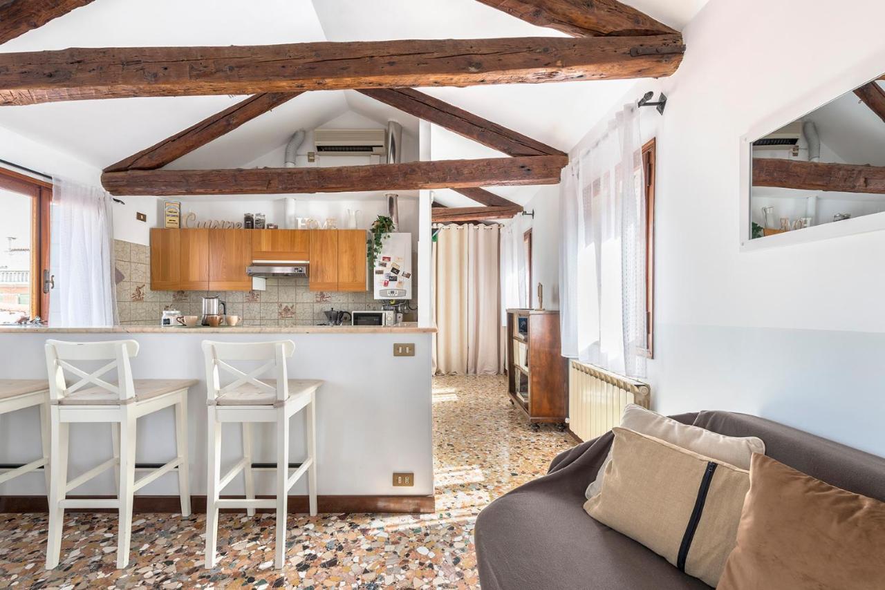 Colombina Like At Home 3 Bedrooms Fully Equipped Air Conditioned Венеція Екстер'єр фото